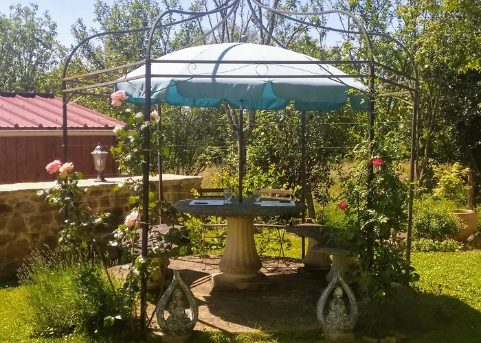 Des Gorges Hébergement de vacances Laguépie